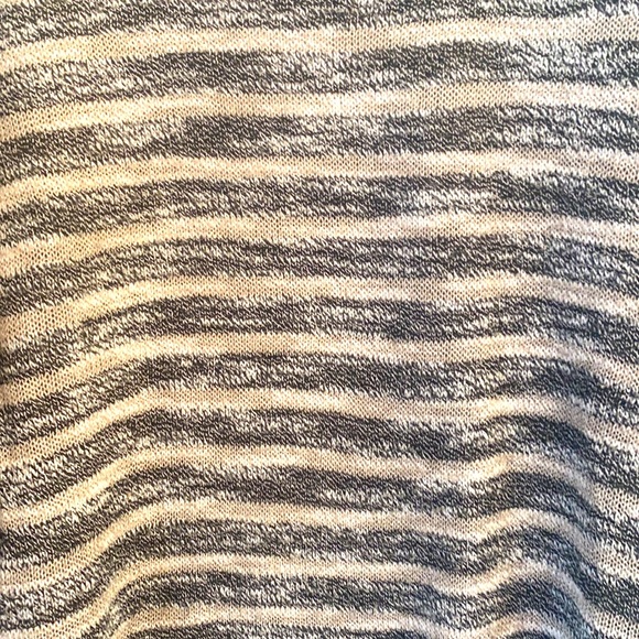 Jana Sweater - Picture 6 of 6